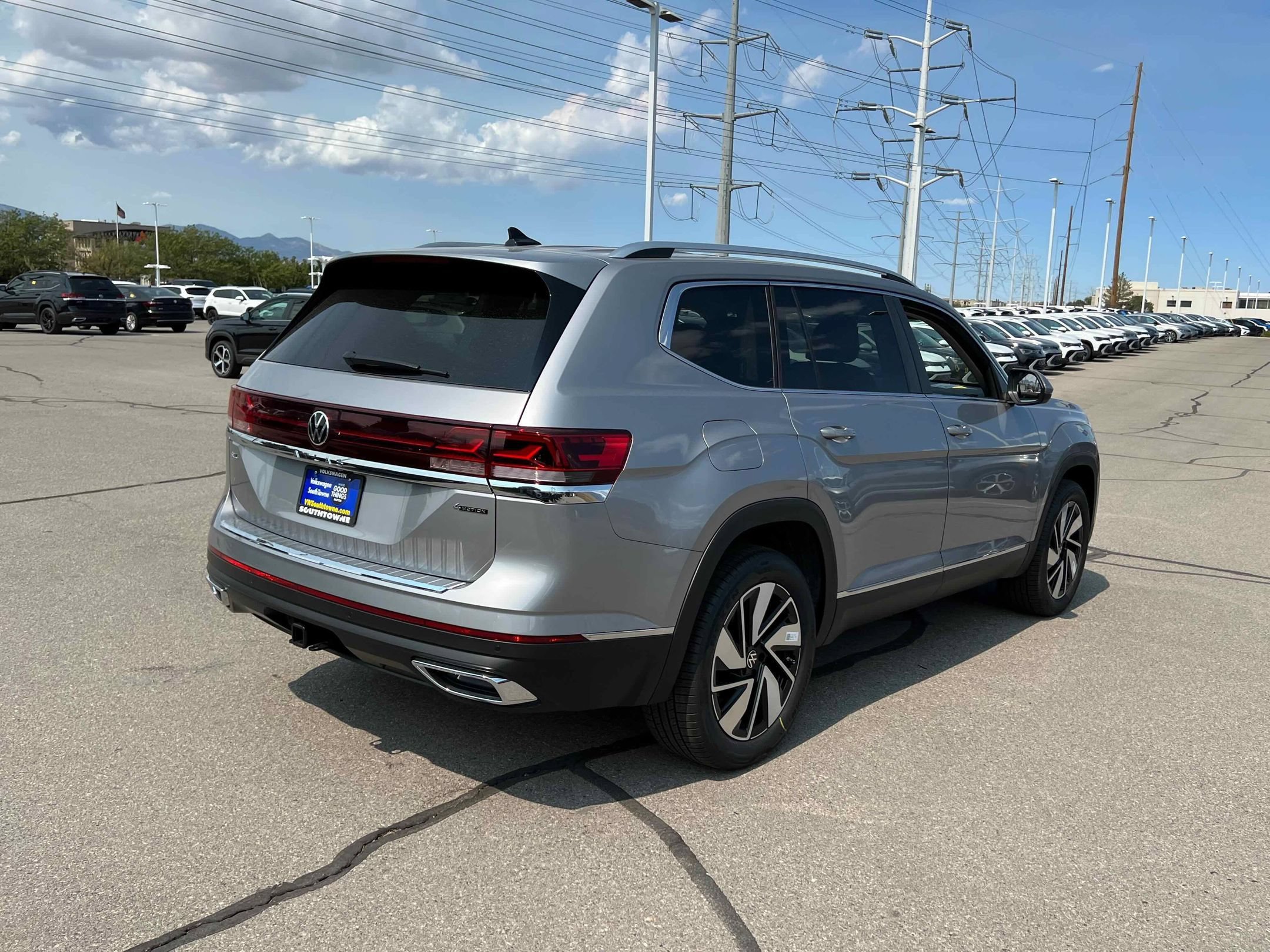 New 2026 Silver Mist Volkswagen 2.0T SEL image 12
