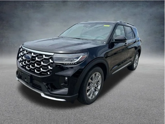 New 2026 Agate Black Metallic Ford Platinum™ image 3