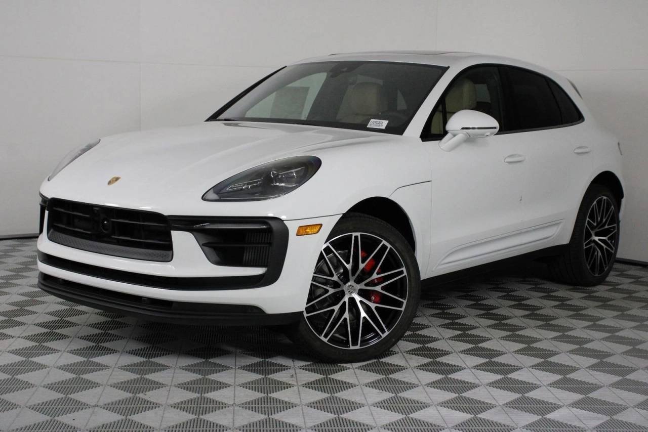 2026 Porsche Macan