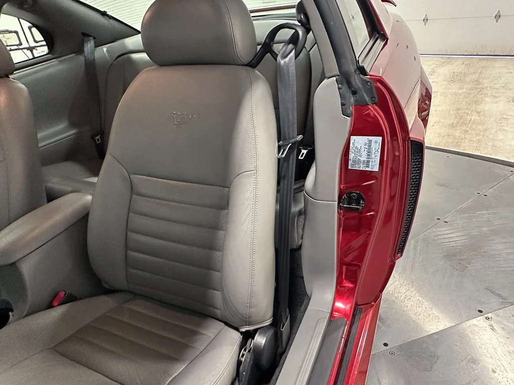 Used 2004  Ford GT image 66