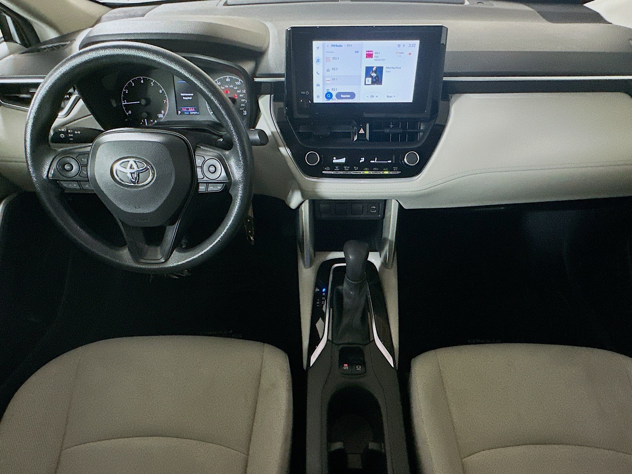 Used 2023 Silver Toyota L image 26