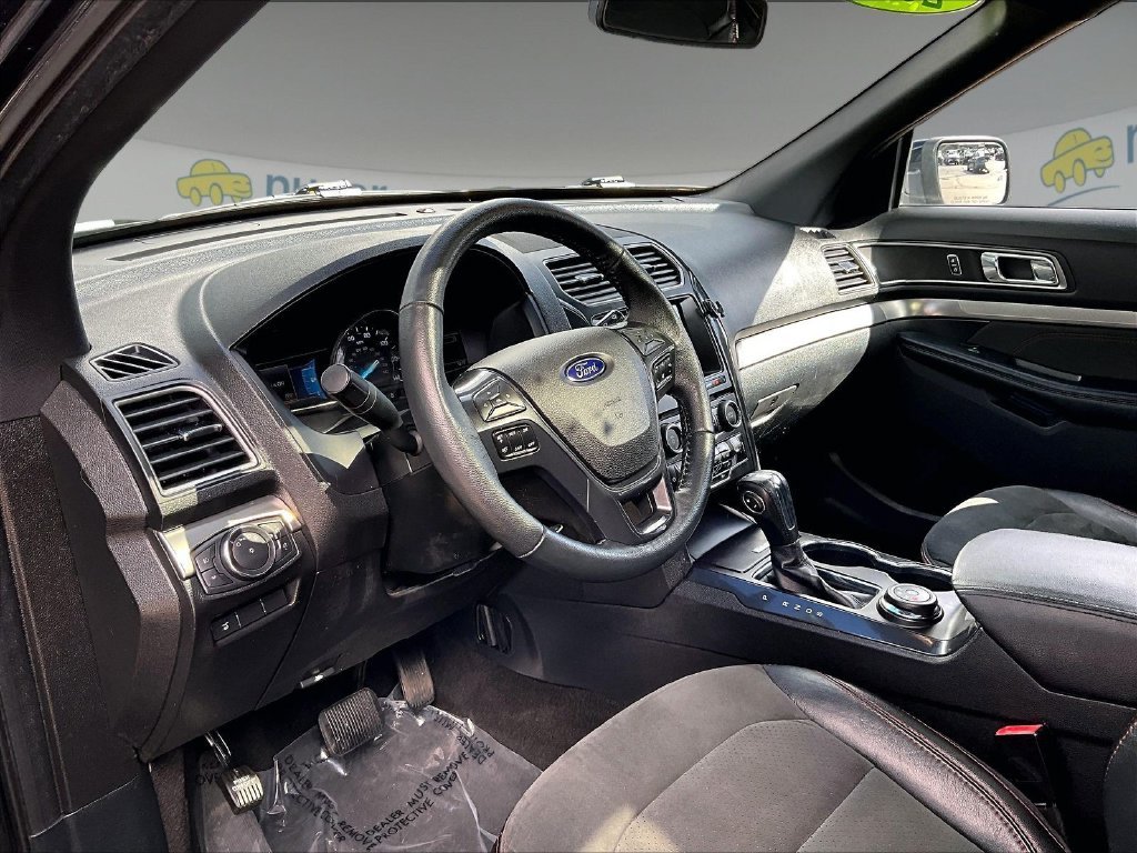 Used 2018 Black Metallic Ford XLT image 11
