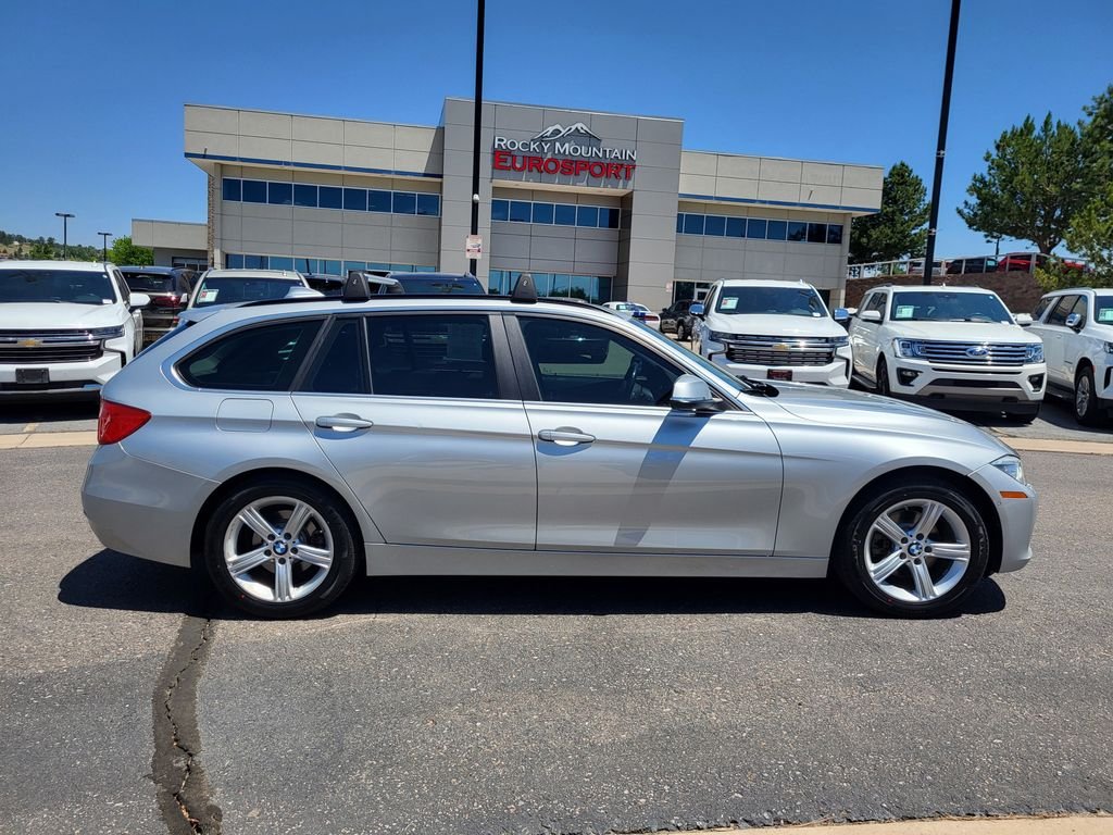 Used 2015 Silver BMW 328i xDrive image 3