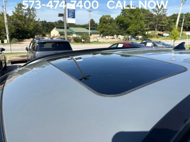 Used 2023 Gray Hyundai SEL image 11