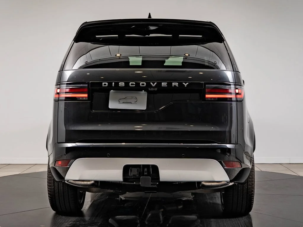 New 2026 Carpathian Gray Premium Metallic Land Rover Gemini Edition image 7