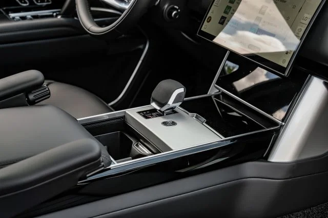 2026 Land Rover Range Rover SE - Photo 31