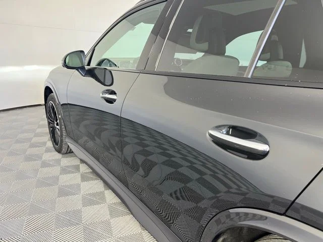 New 2026 Graphite Grey Metallic Mercedes-Benz GLC 300 image 10