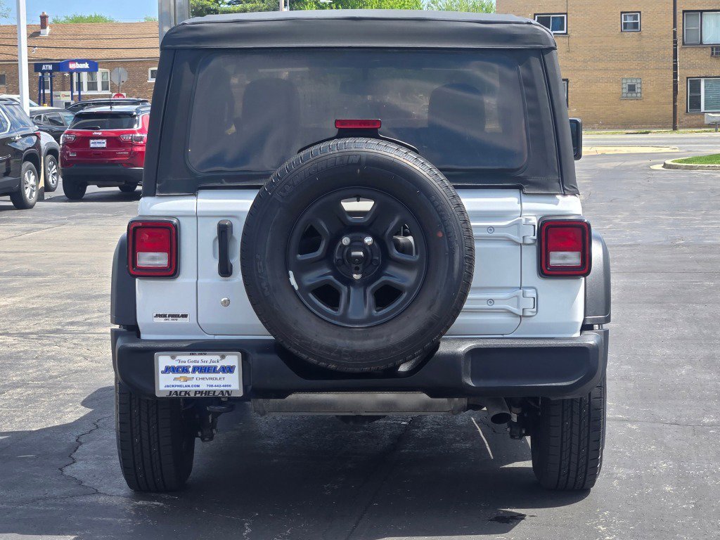 2022 Jeep Wrangler Sport - Photo 10