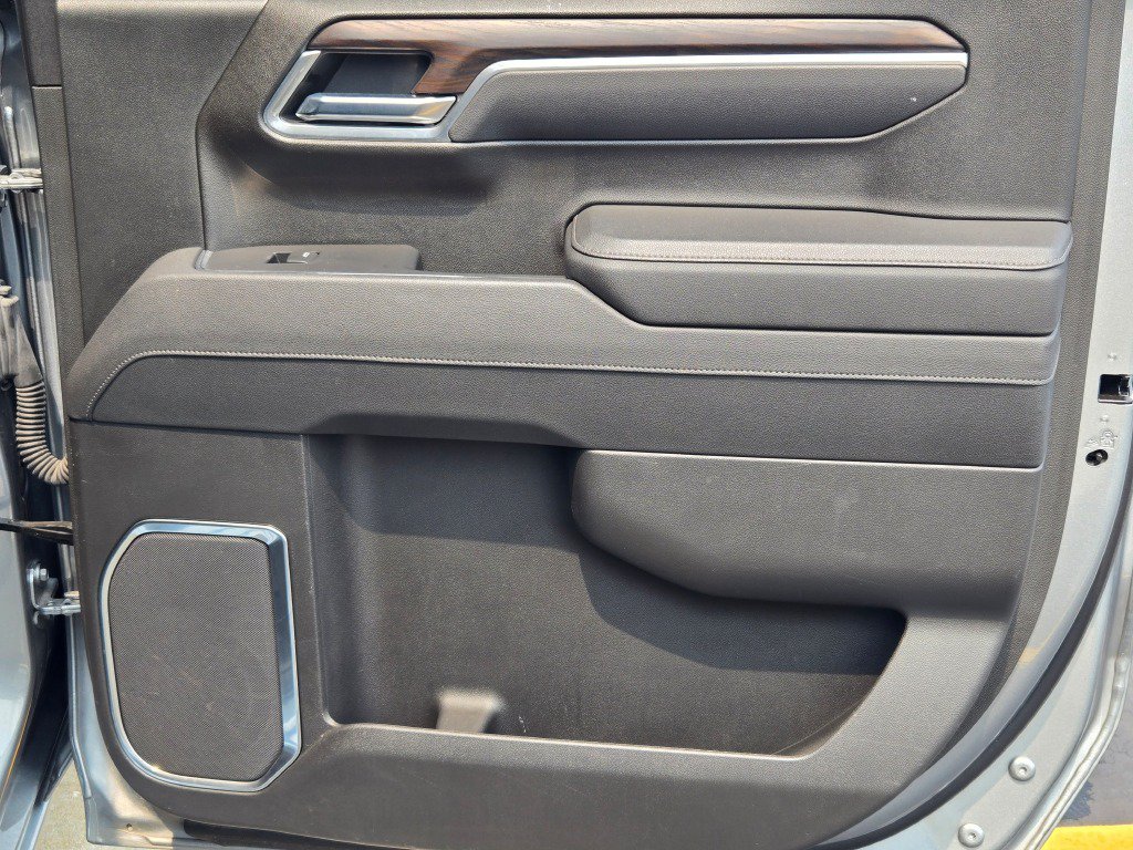 2025 GMC Sierra 1500 SLT - Photo 10