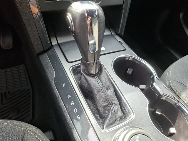 Used 2019 Gray Ford XLT image 15