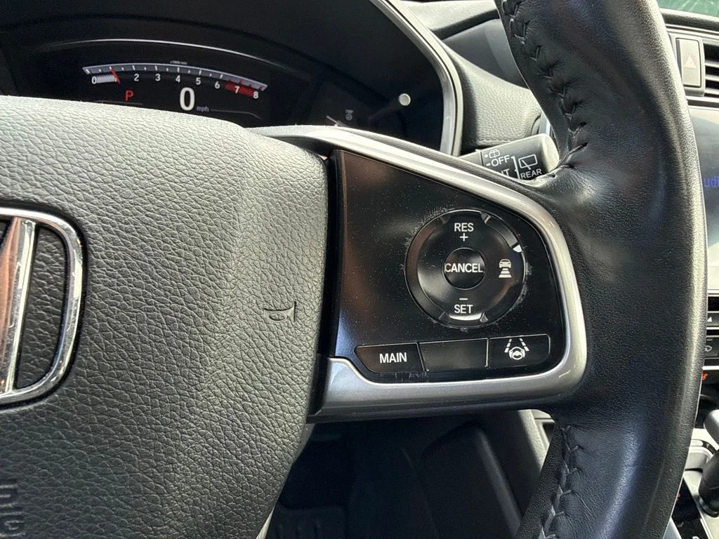 Used 2019 Platinum White Pearl Honda Touring image 12