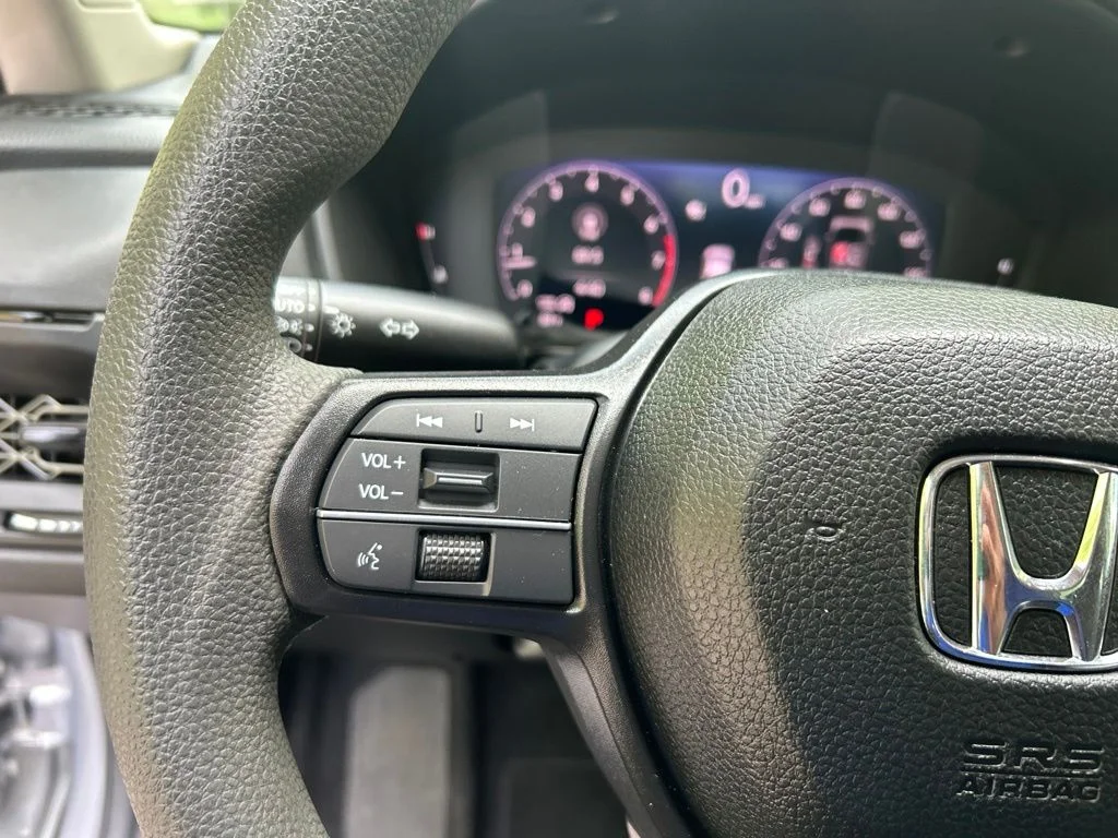 Used 2026 Silver Honda LX image 21