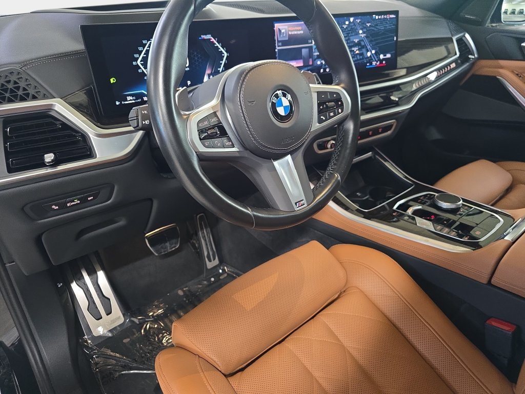 Used 2024 Black Sapphire Metallic BMW sDrive40i image 19