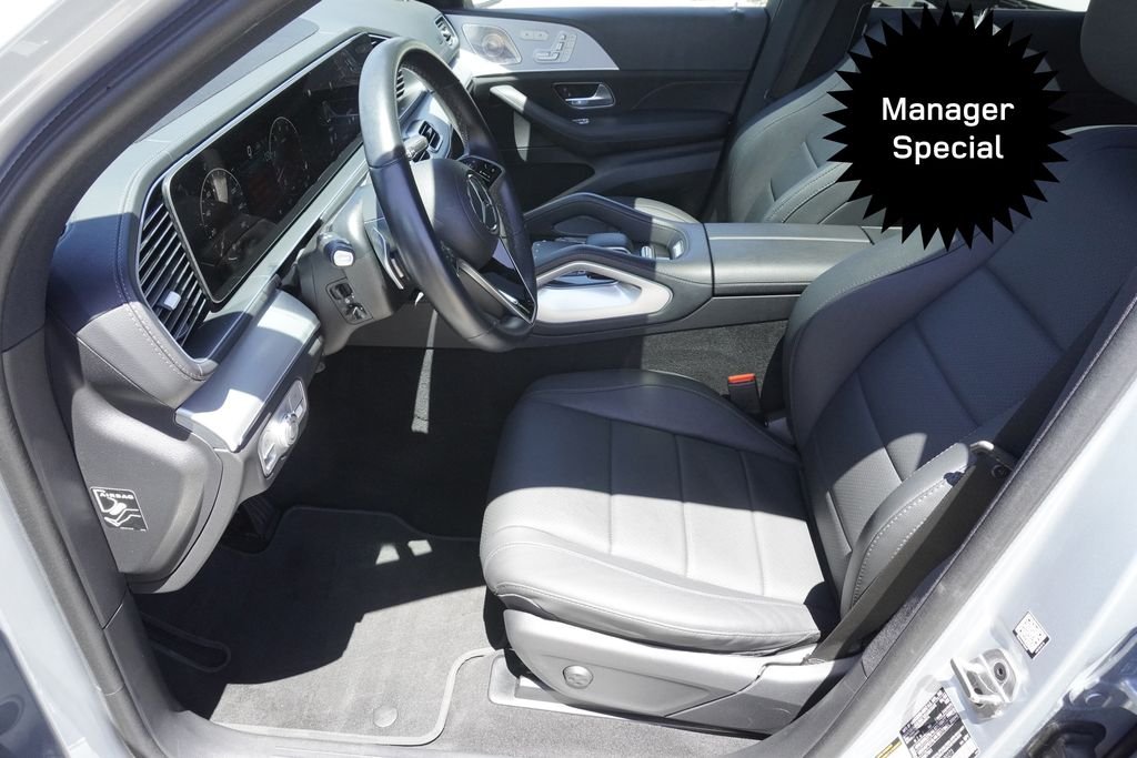 Used 2025 White Mercedes-Benz GLS 450 image 19