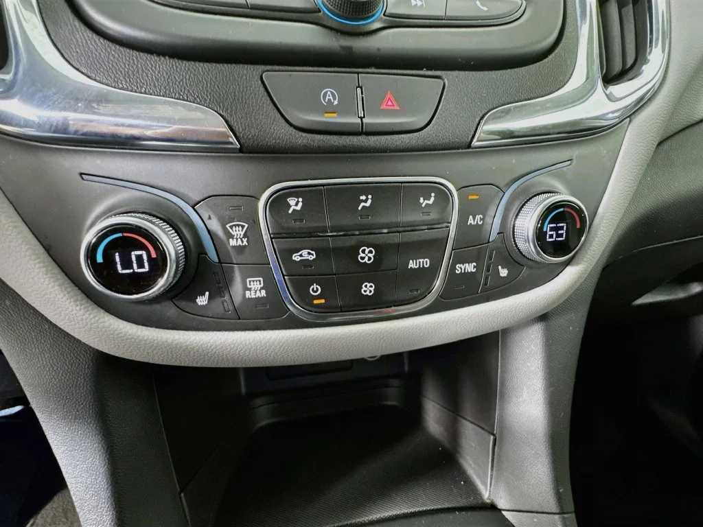 Used 2024 White Chevrolet LT image 18