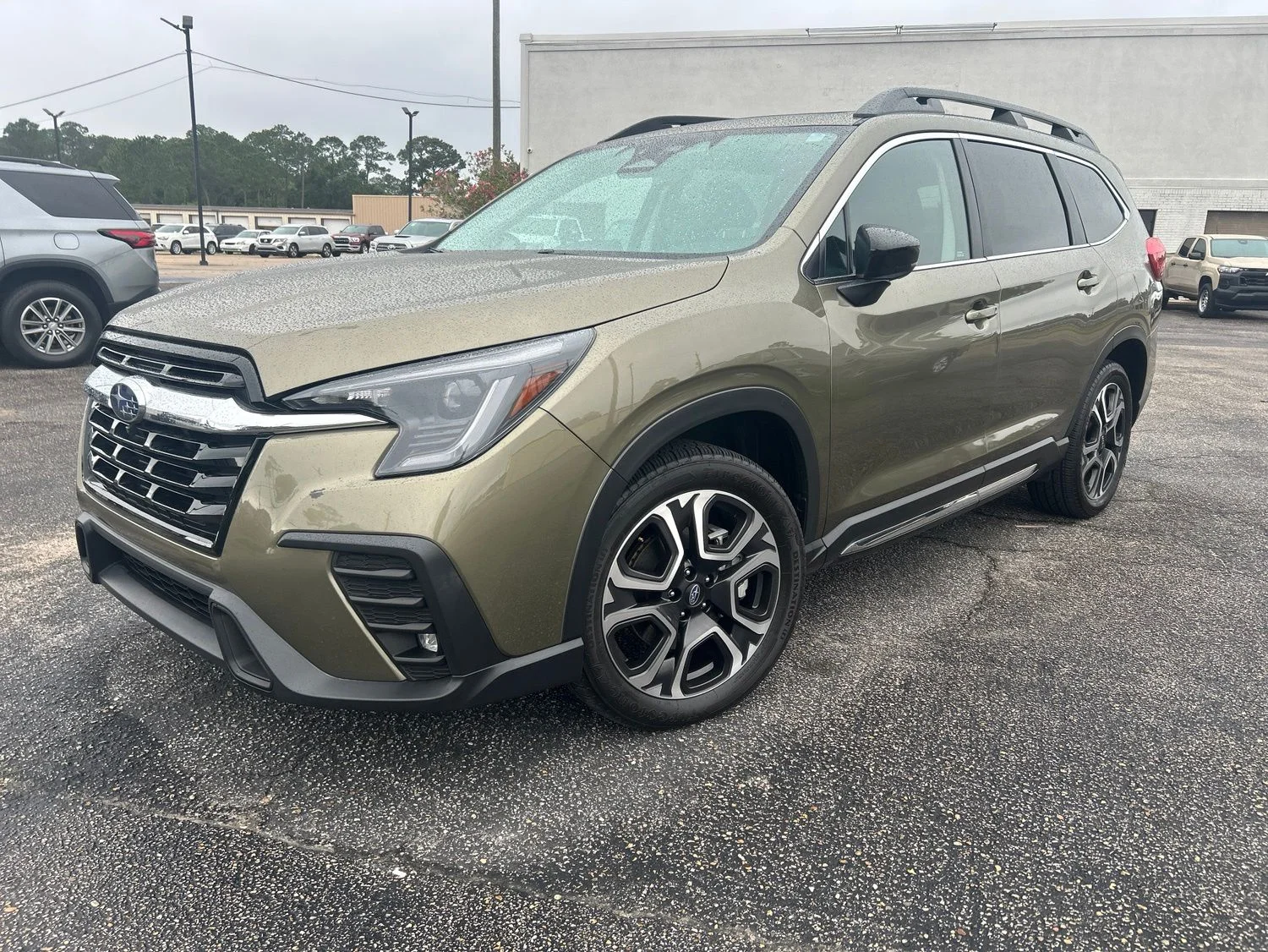 2024 Subaru Ascent Limited 7 Passenger's photo
