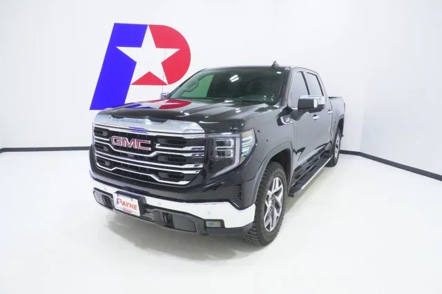 2024 GMC Sierra 4WD Crew Cab Short Box SLT's photo