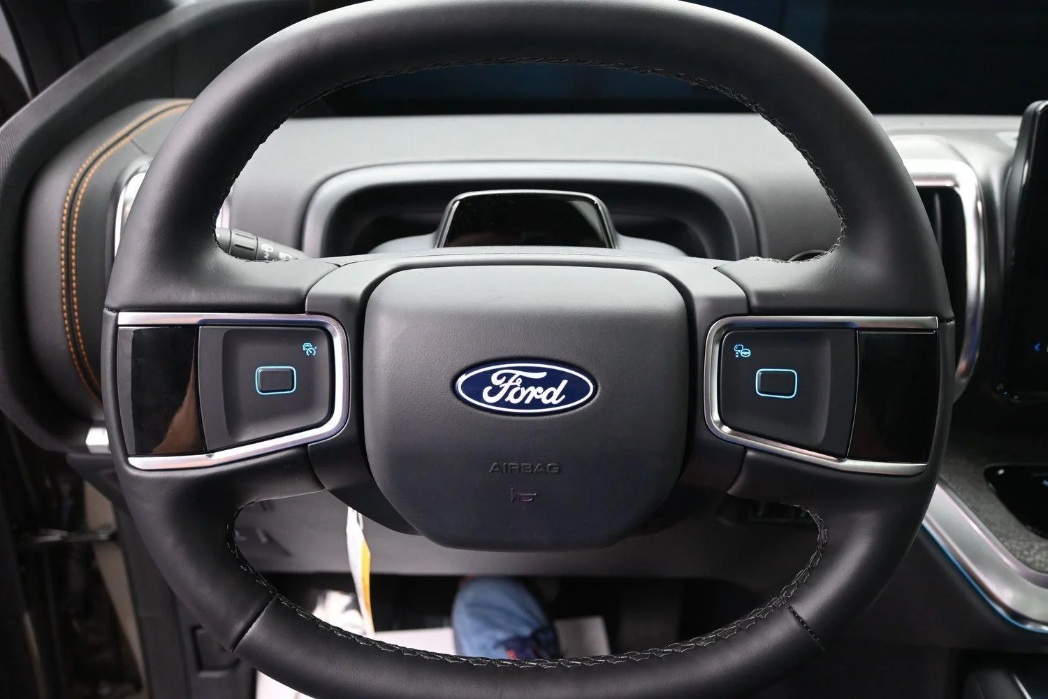 New 2027 Marsh Gray Ford Tremor® image 23