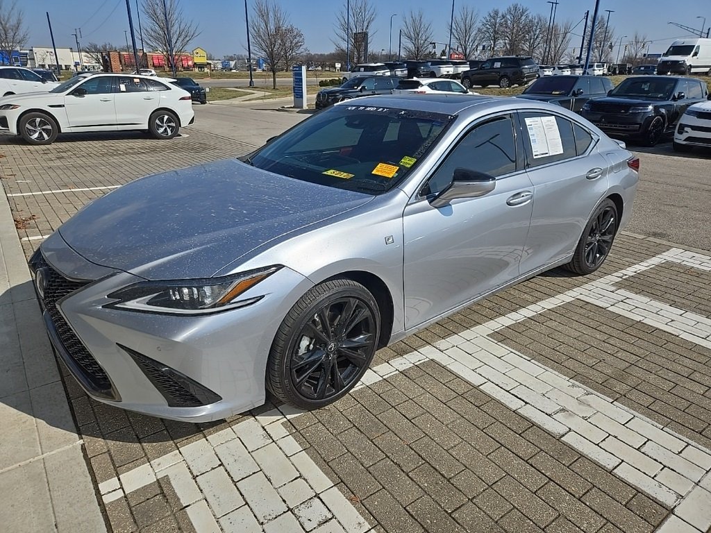 2023 Lexus ES