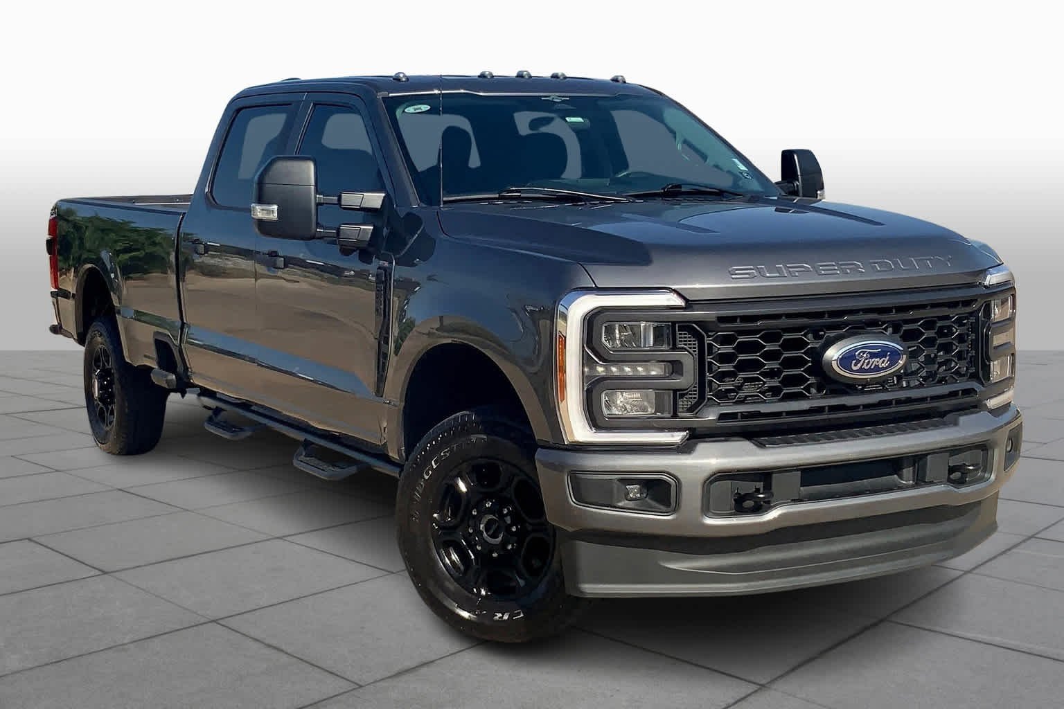 Used 2023 Carbonized Gray Ford XL image 3