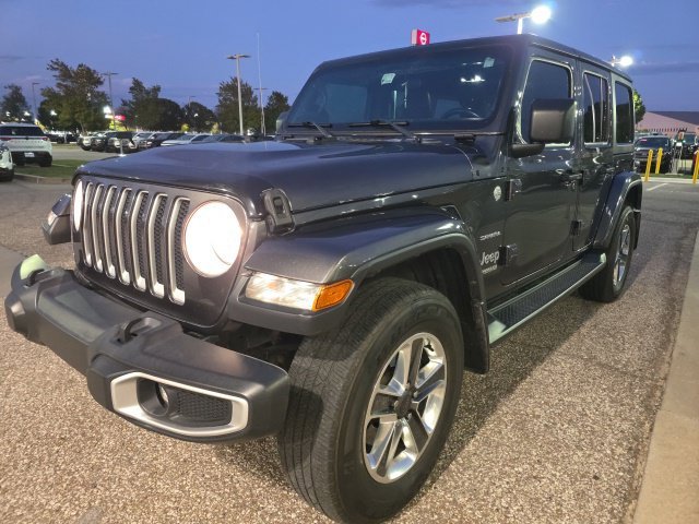 Used 2020 Gray Jeep Unlimited Sahara image 3