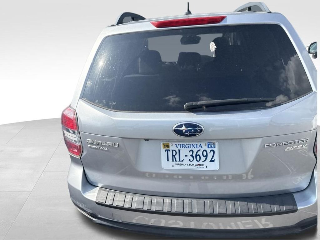 Used 2014 Silver Subaru 2.5i Premium image 8