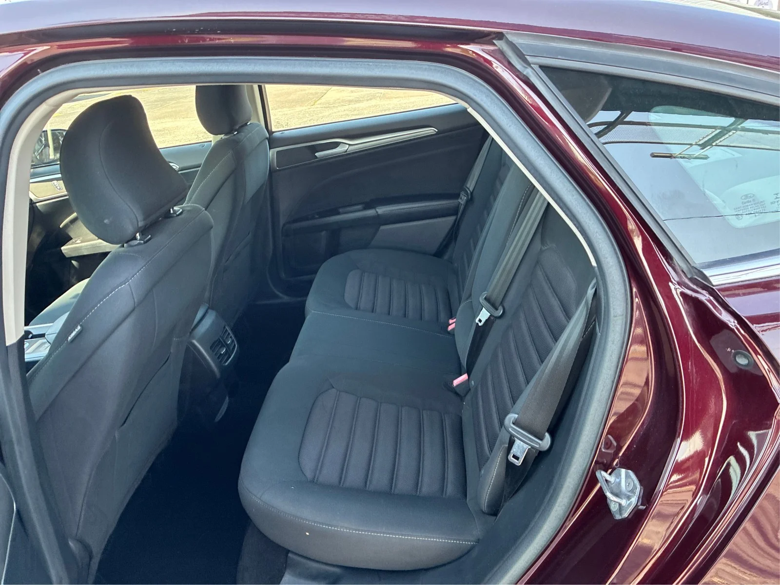 Used 2017 Burgundy Velvet Metallic Tinted Clearcoat Ford SE image 10