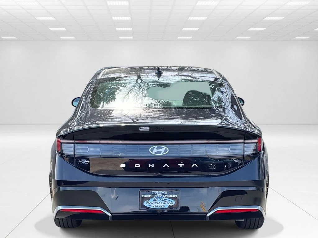 New 2026 Blue Hyundai SEL Sport image 5