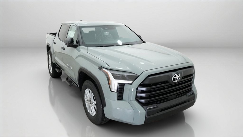 New 2026 Lunar Rock Toyota SR5 image 4