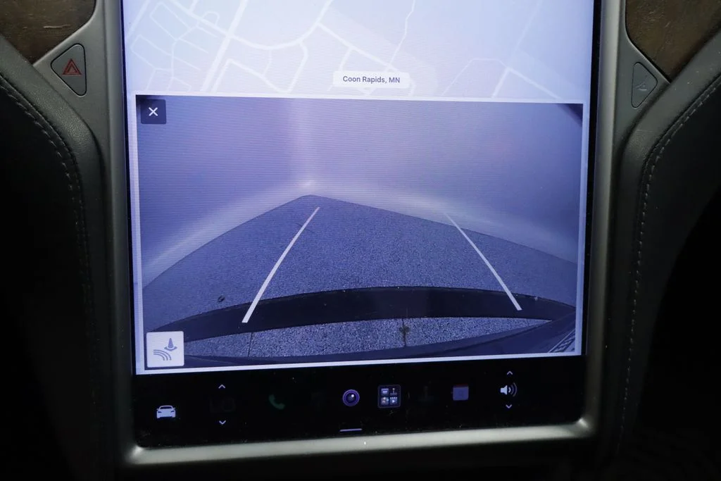 Used 2020  Tesla Long Range image 21