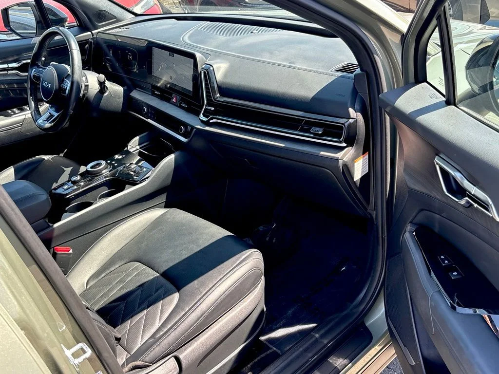 Used 2025 Green Kia X-Line image 28