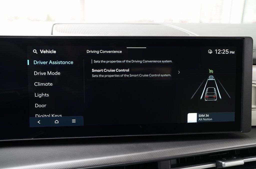 2025 Hyundai Santa Fe SEL - Photo 17