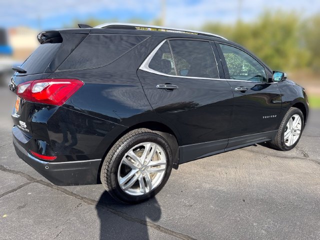 Used 2019 MOSAIC BLACK METALLIC Chevrolet Premier image 5