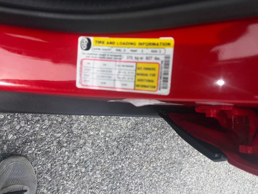 Used 2021 Red Ford SE image 30