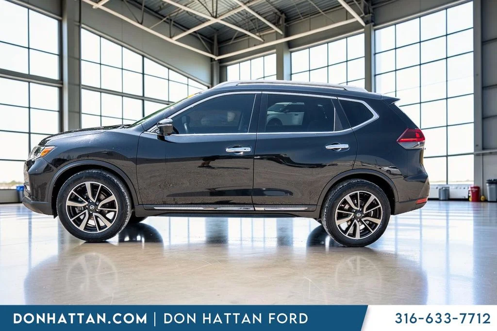 Used 2019 Nissan Rogue SL with VIN 5N1AT2MT3KC758956 for sale in Augusta, KS