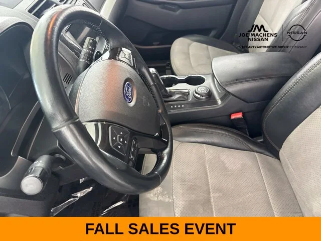 Used 2017 White Ford XLT image 28