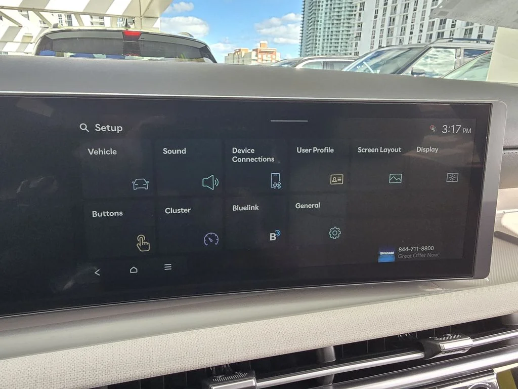 New 2026 Gray Hyundai SEL Convenience image 24