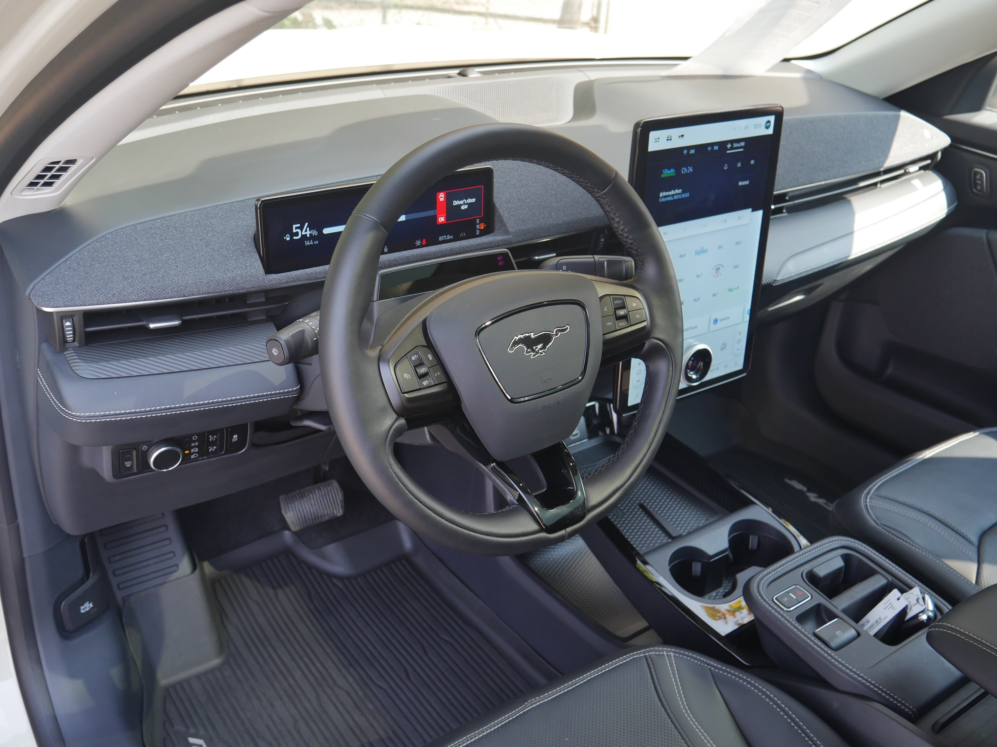 Used 2025 Desert Sand Ford Premium image 4