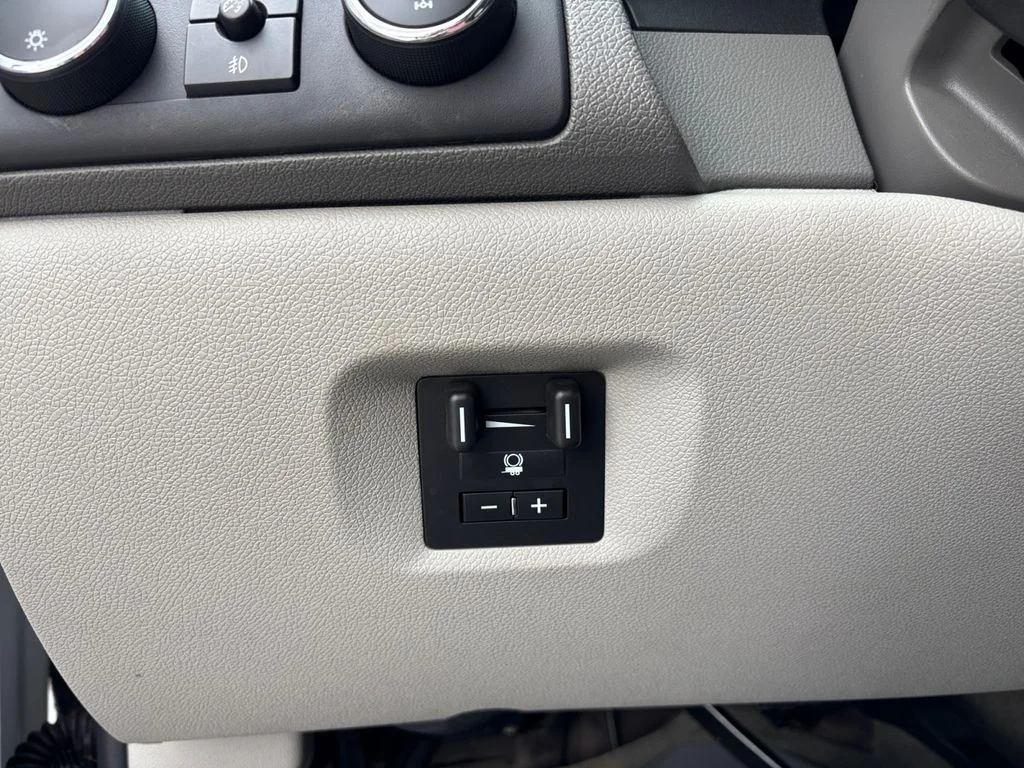 Used 2011 White Chevrolet LTZ image 26
