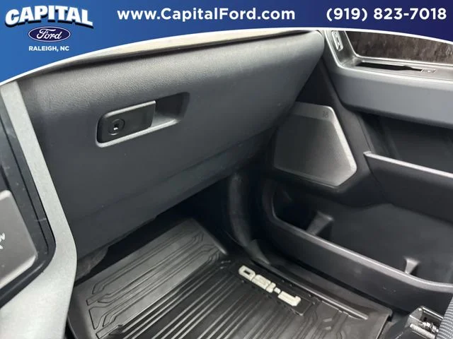 Used 2023 Blue Ford Lariat image 28