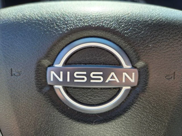 Used 2022 Red Nissan SV image 31