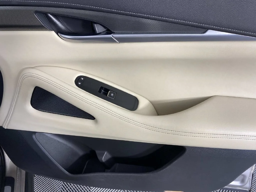 Used 2023 Titanium INFINITI LUXE image 30