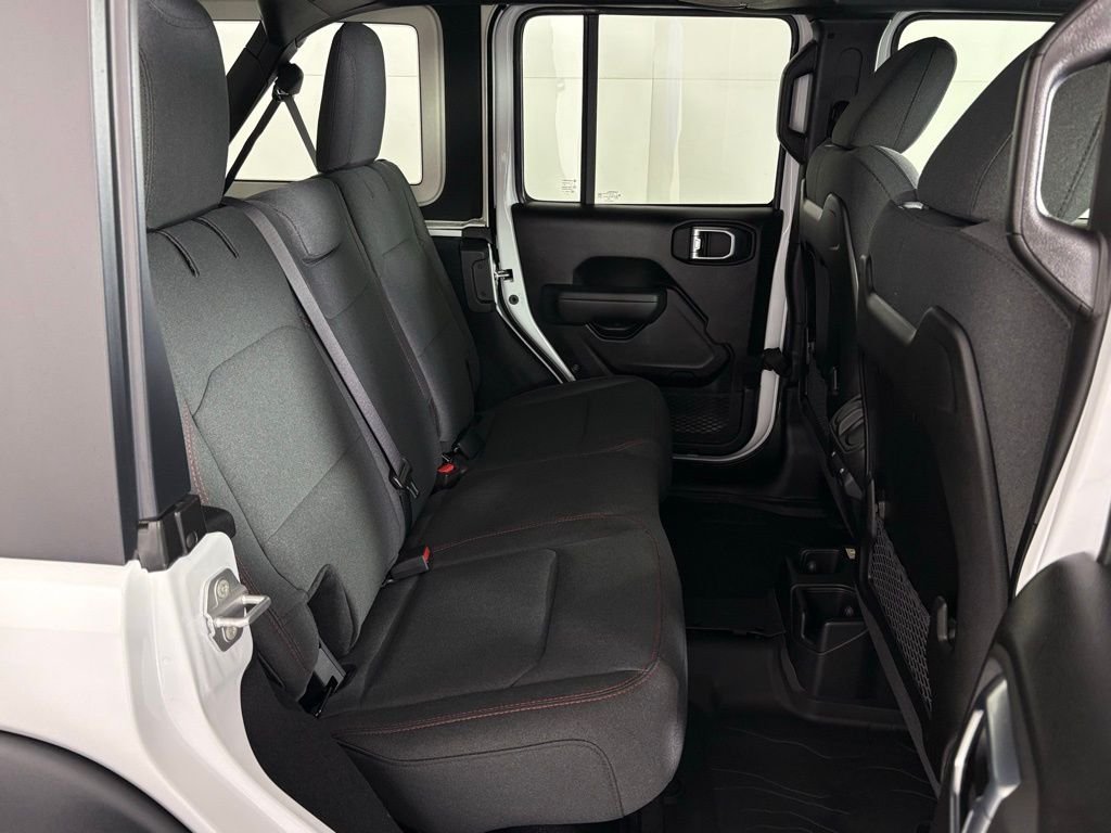 New 2026 Bright White Clearcoat Jeep Rubicon image 40