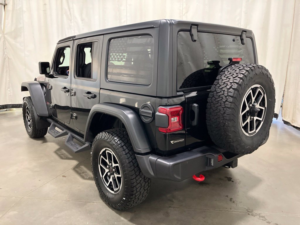 Used 2024 Black Clearcoat Jeep Rubicon image 24