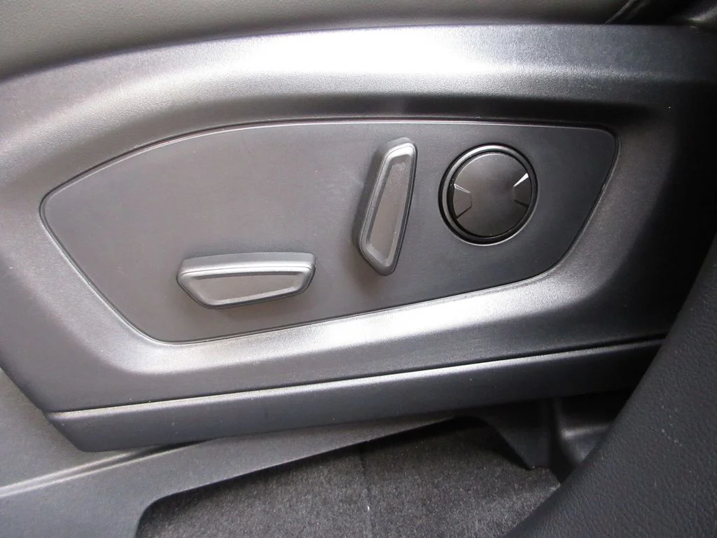 New 2026 Carbonized Gray Metallic Ford Active image 13