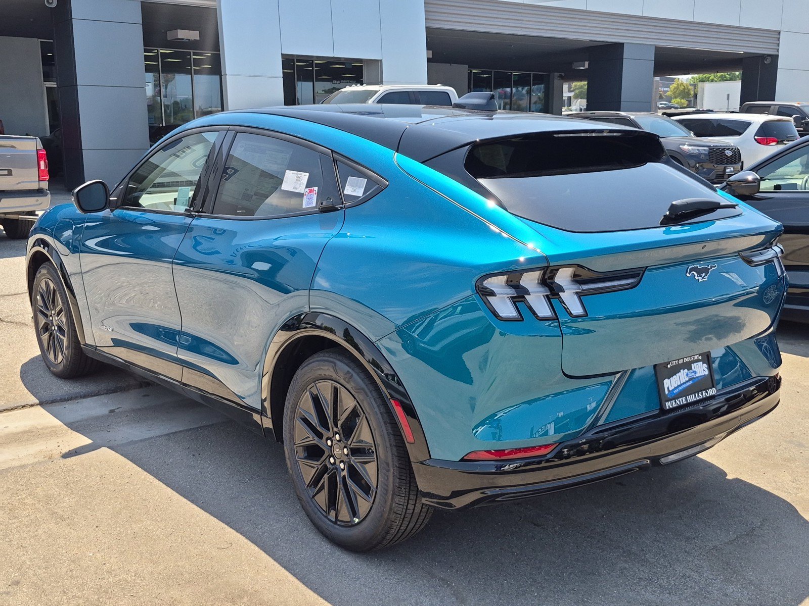 New 2026 Adriatic Blue Metallic Ford Premium image 5