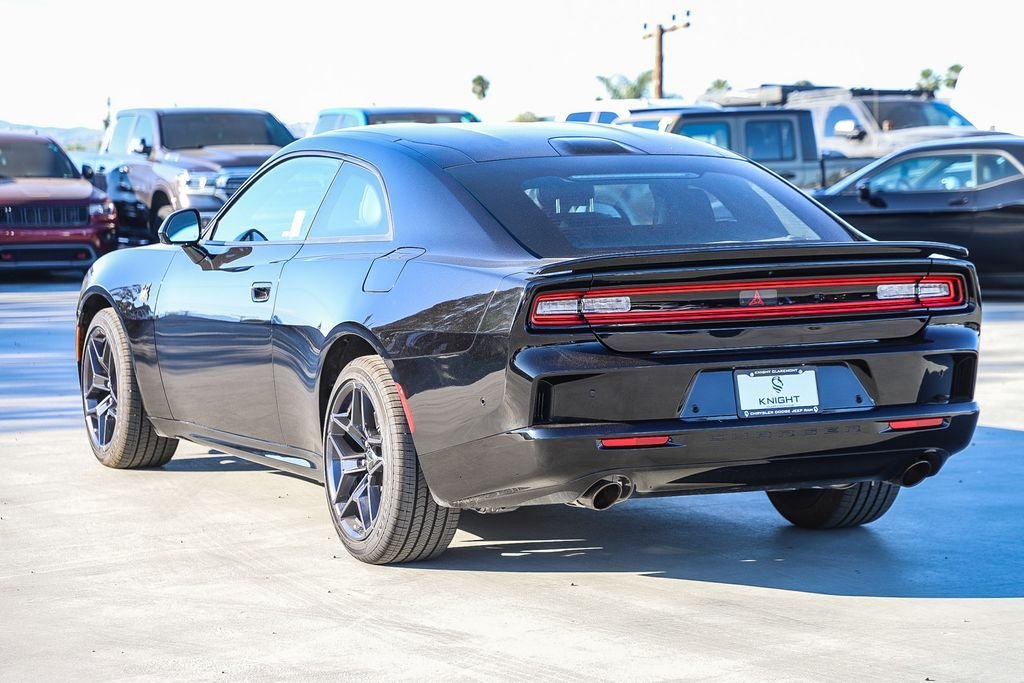 New 2026 Diamond Black Crystal Pearlcoat Dodge Scat Pack image 8