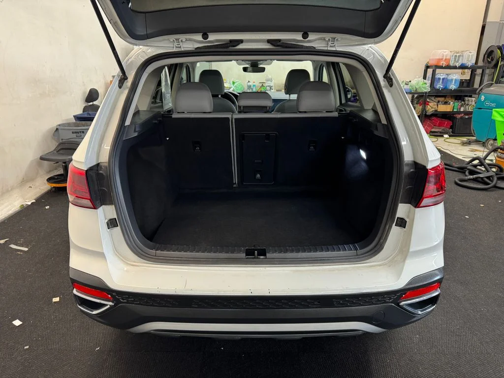 Used 2024 White Volkswagen 1.5T SE image 6