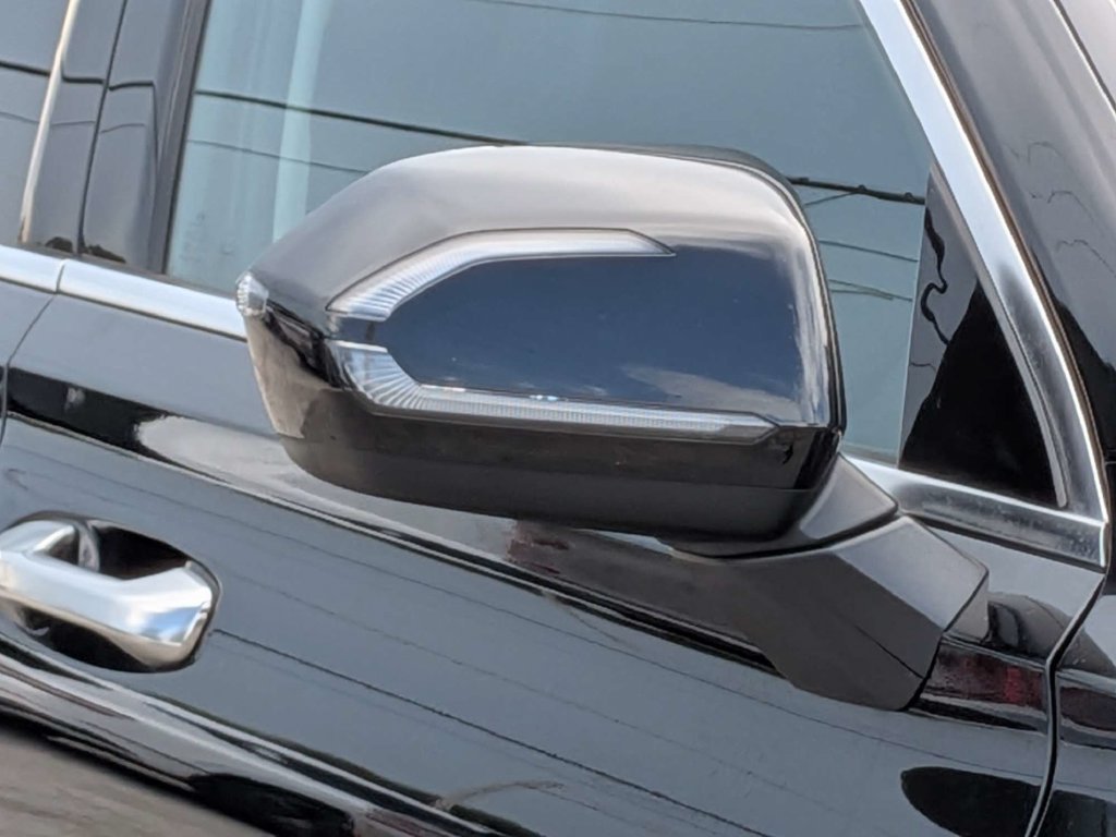 Certified Used 2025 Black Hyundai SEL image 12