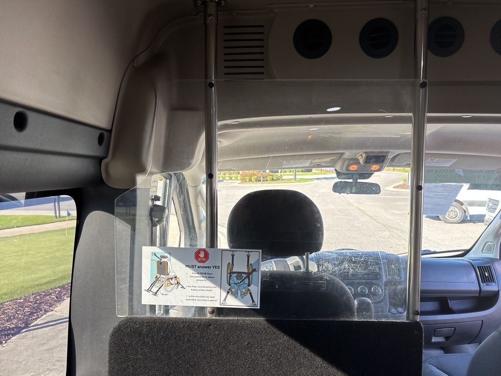 Used 2019 White Ram High Roof image 35